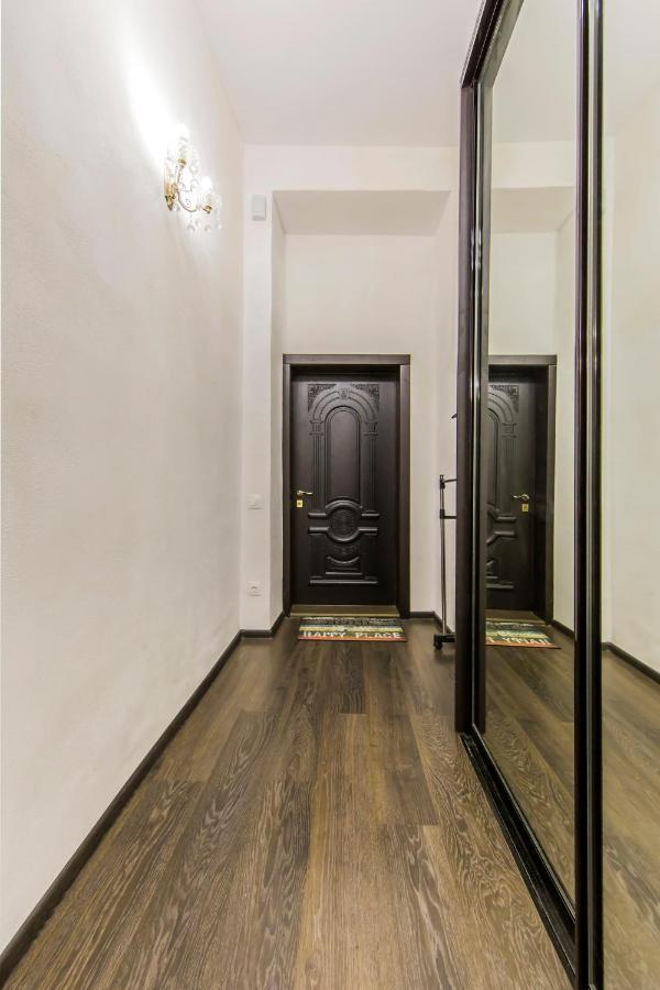 2К Квартира Поруч Із Майданом Незалежності Kiew Exterior foto