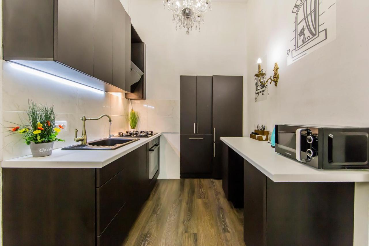 2К Квартира Поруч Із Майданом Незалежності Kiew Exterior foto